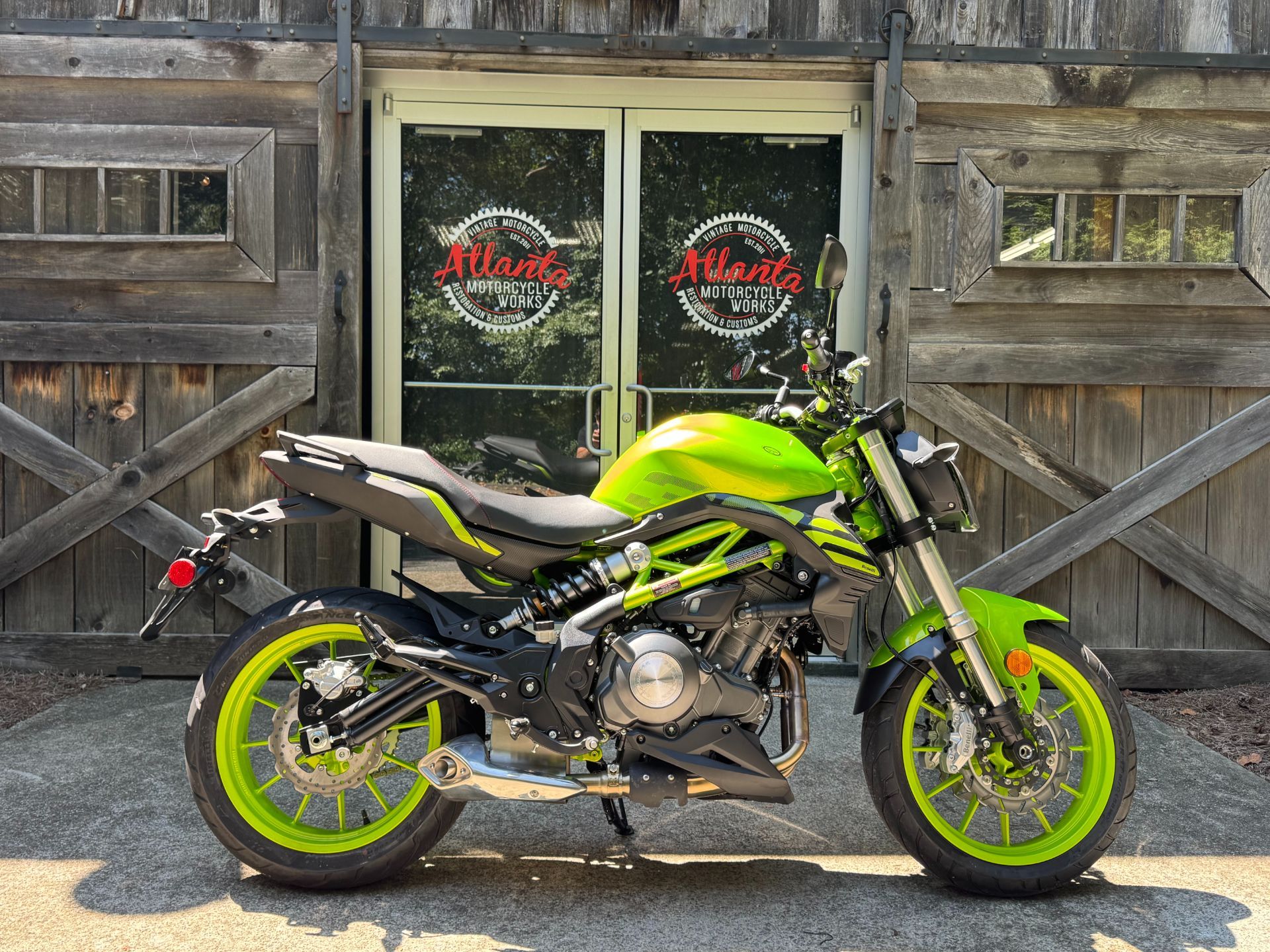 2024 Benelli 302s