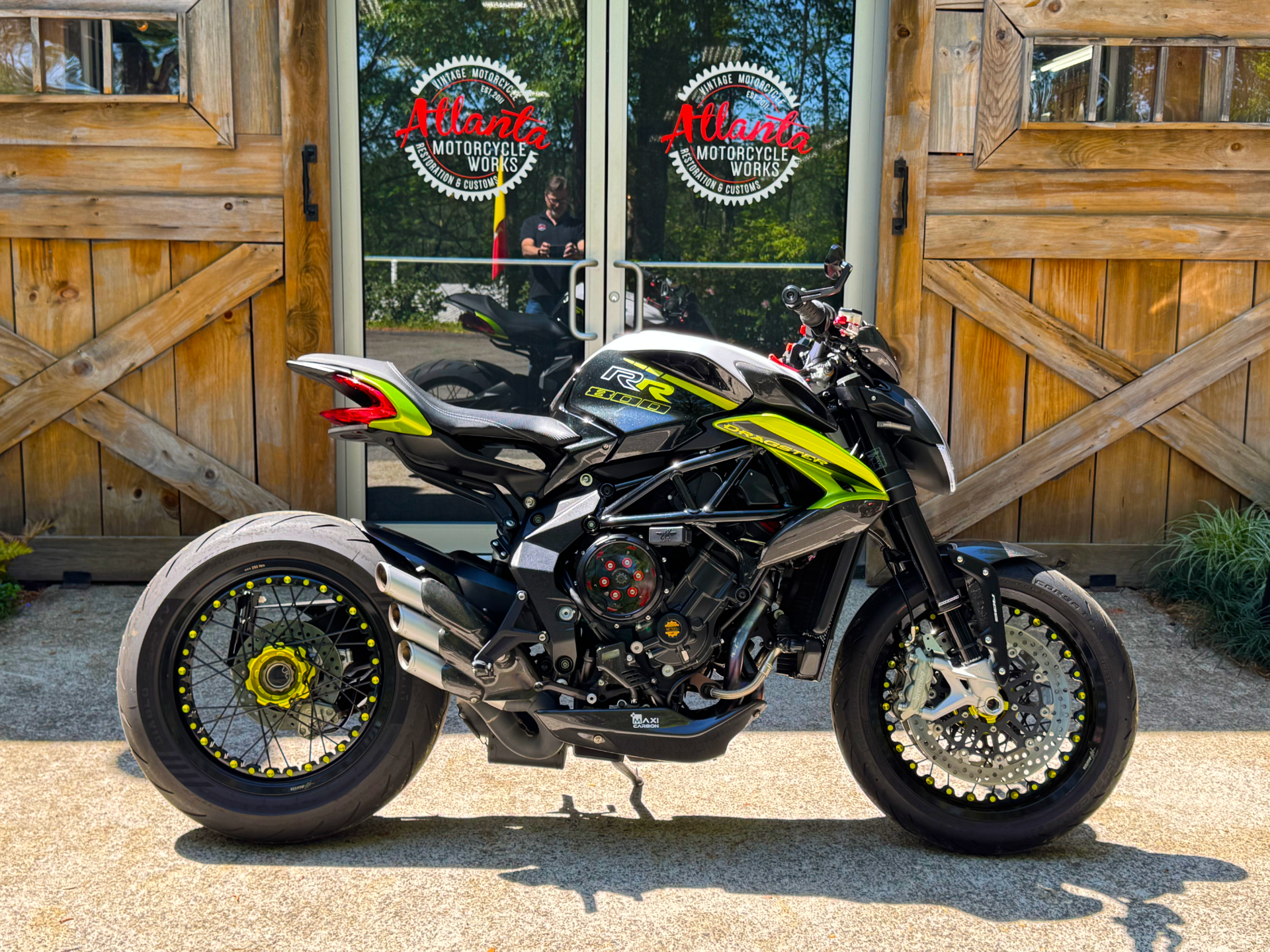 2021 MV Agusta Dragster RR