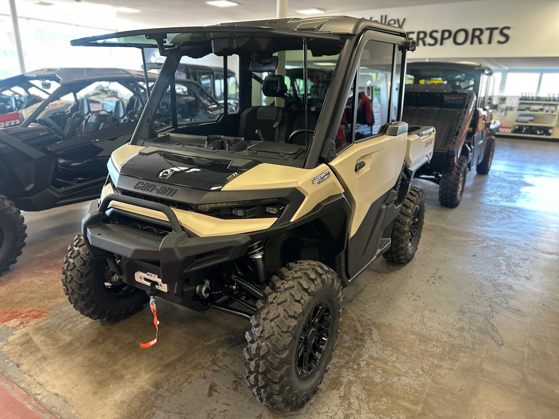 New 2026 Can-Am Defender Limited HD11 Desert Tan / Carbon Black