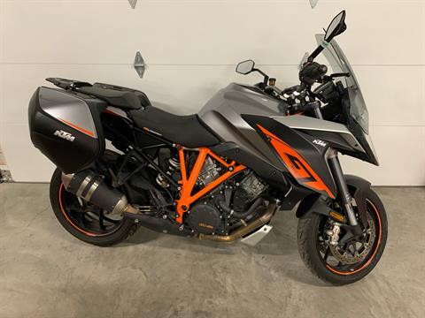 2016 KTM 1290 Super Duke R — photo 1 of 1