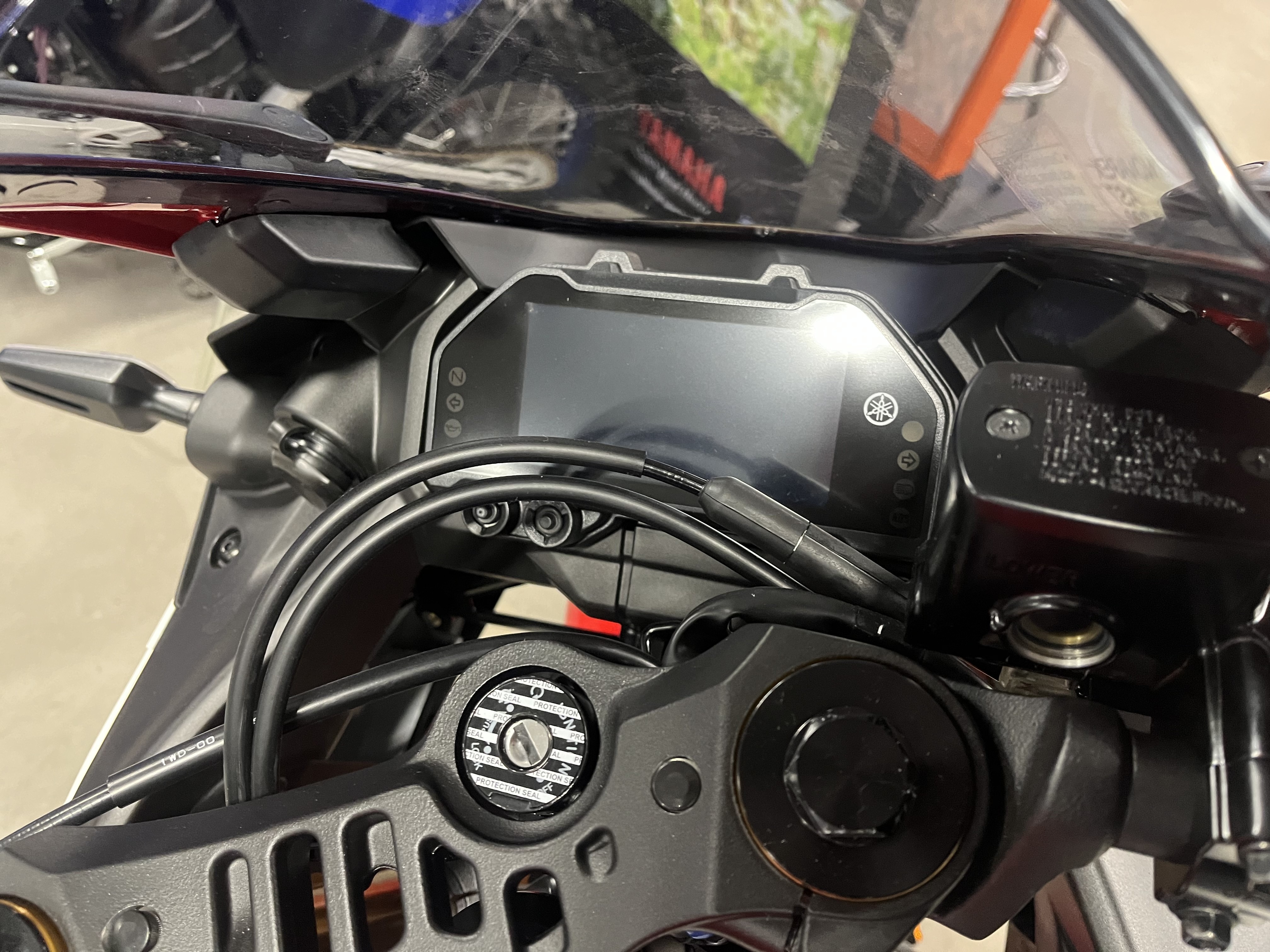 2026 Yamaha YZF-R3 7