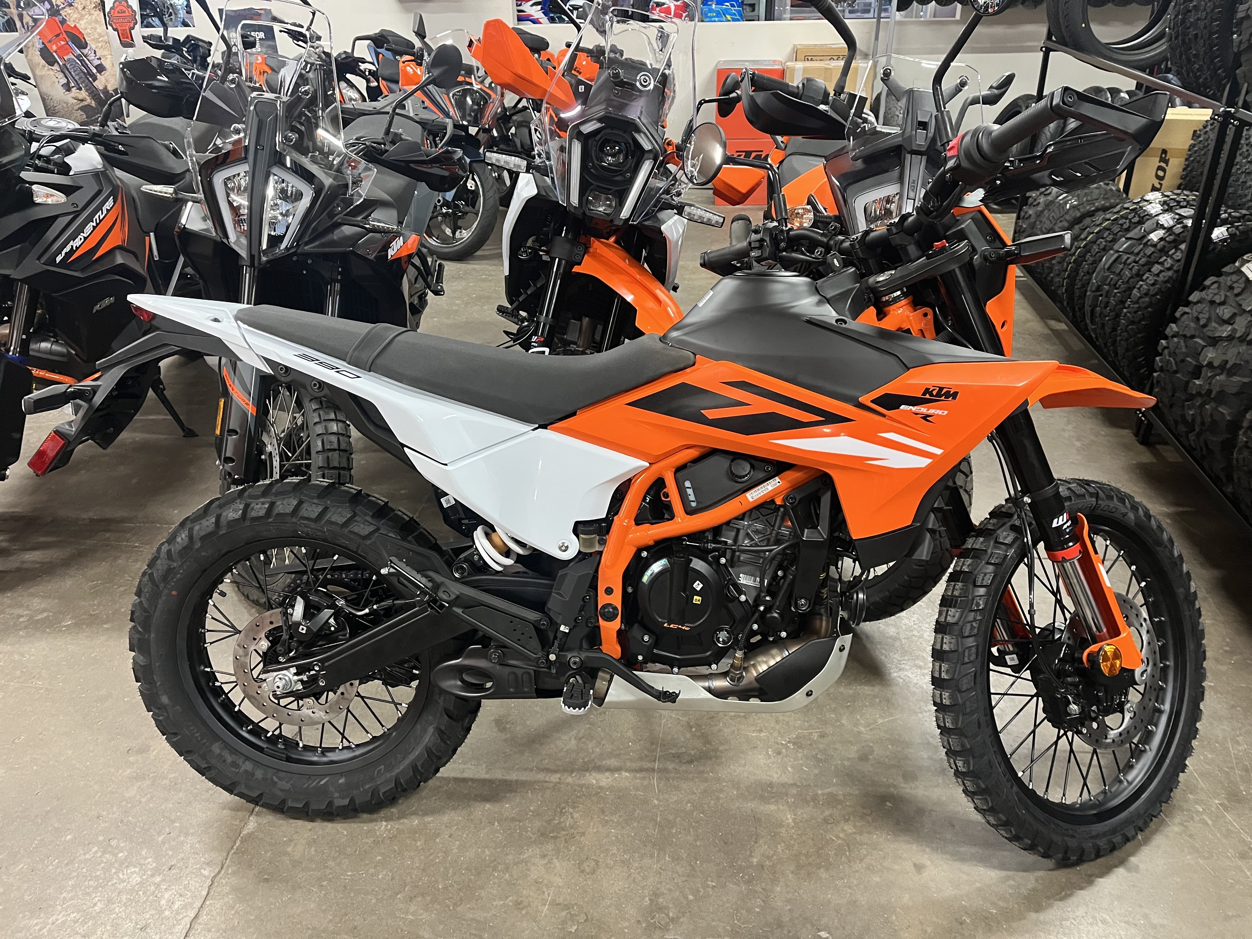 2026 390 Enduro R