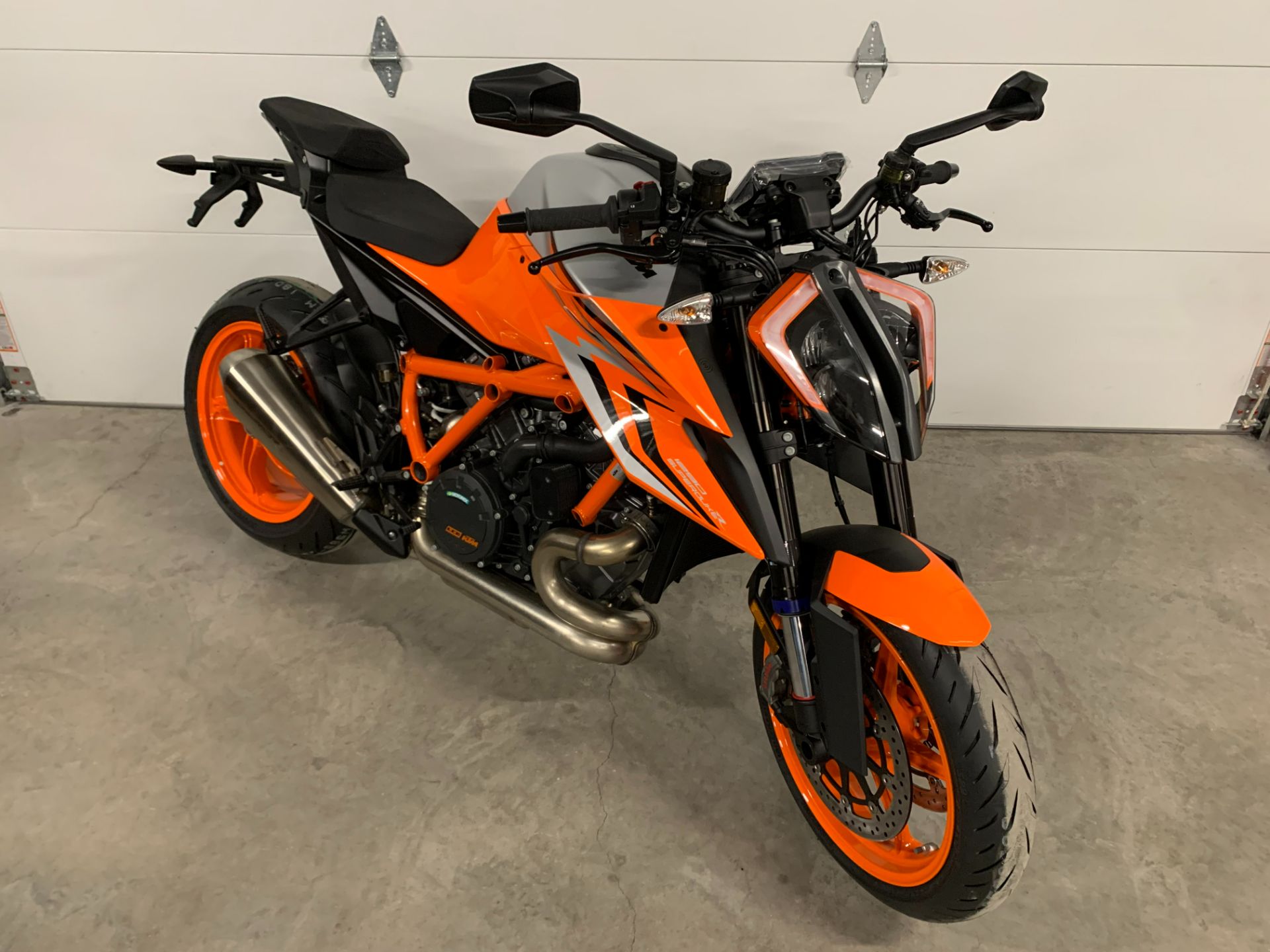 2023 KTM 1290 Super Duke R EVO 3
