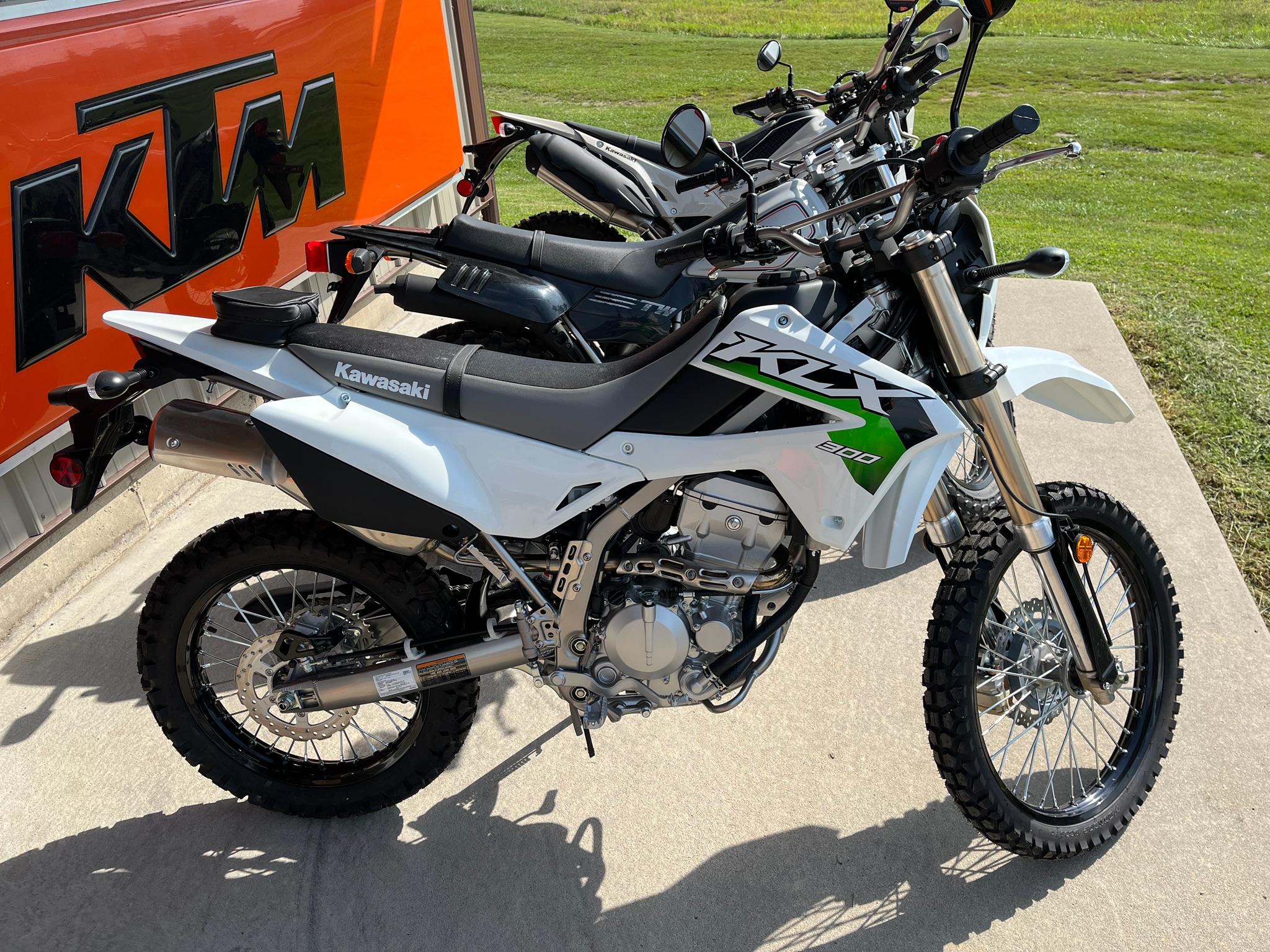 2026 KLX®300