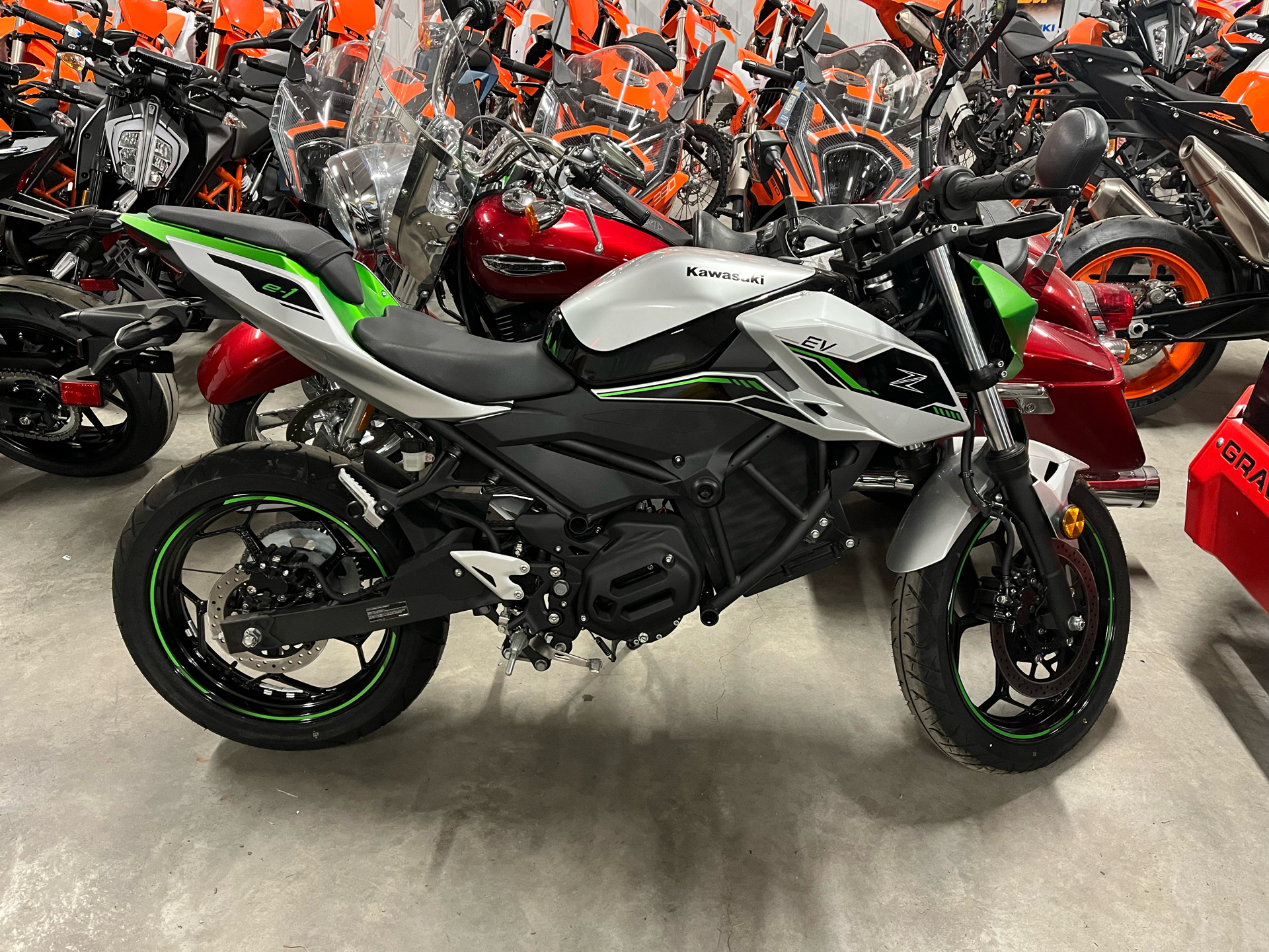 2024 Z e-1 ABS