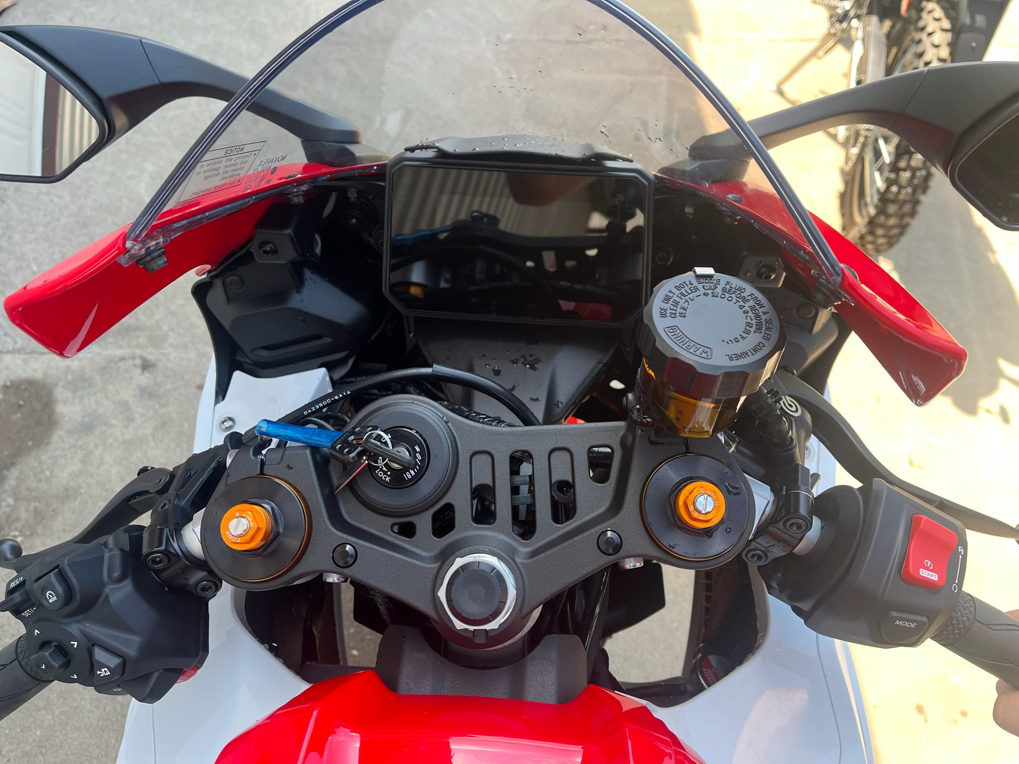 2026 Yamaha YZF-R7 8