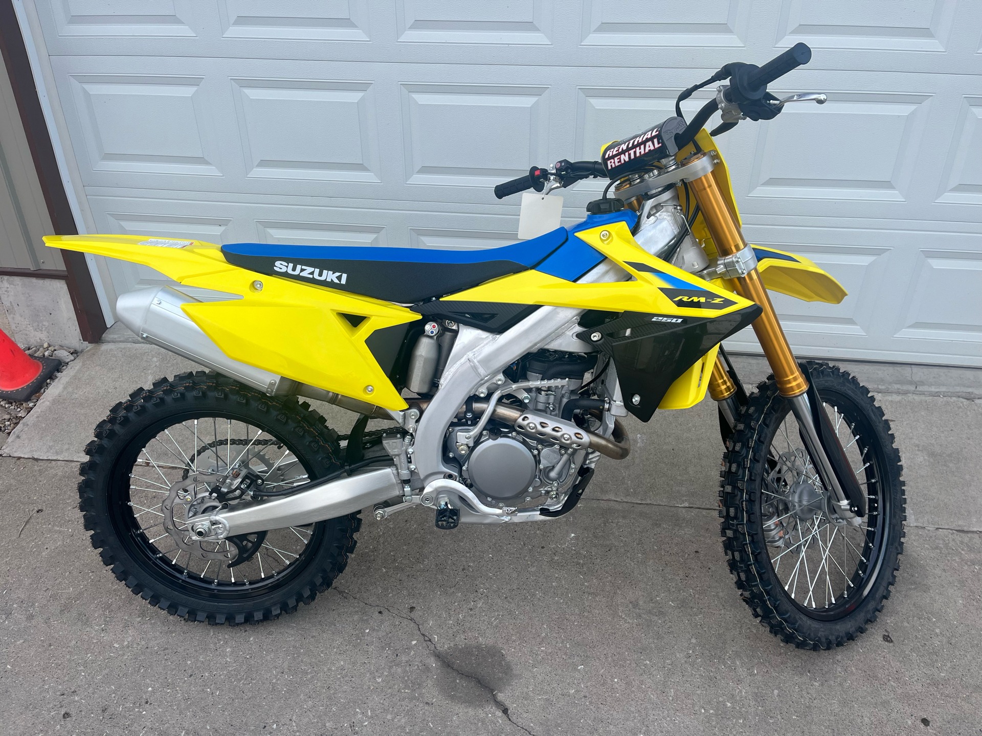 2027 RM-Z250