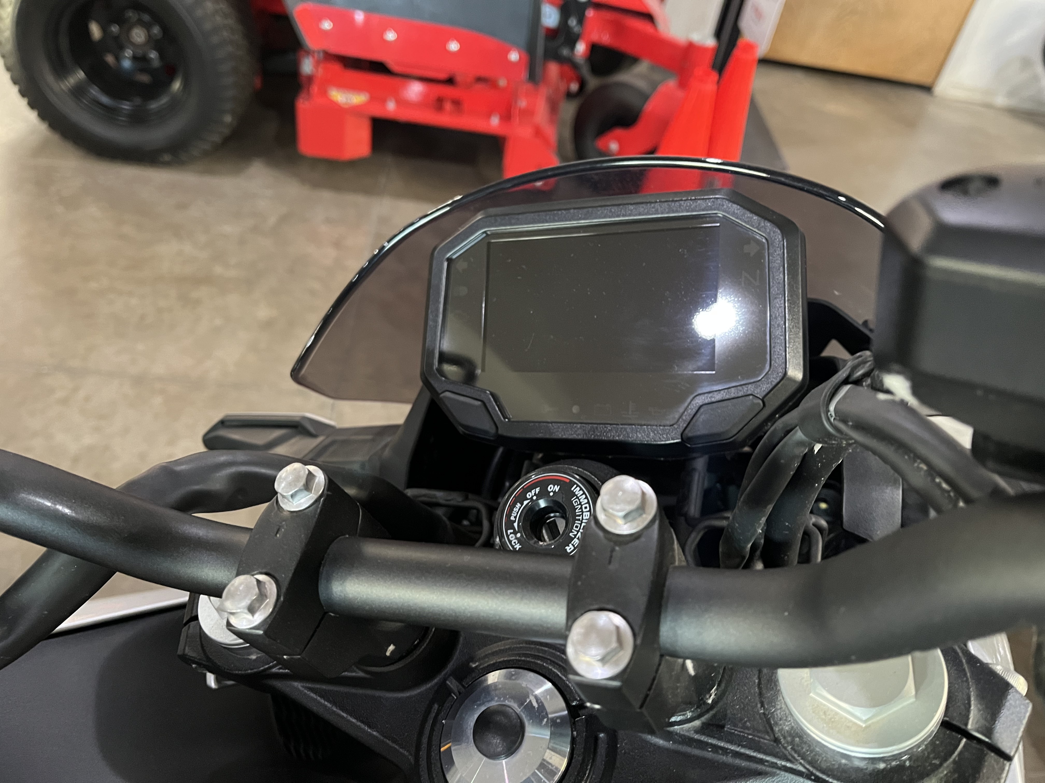 2024 Kawasaki Z7 Hybrid ABS 5