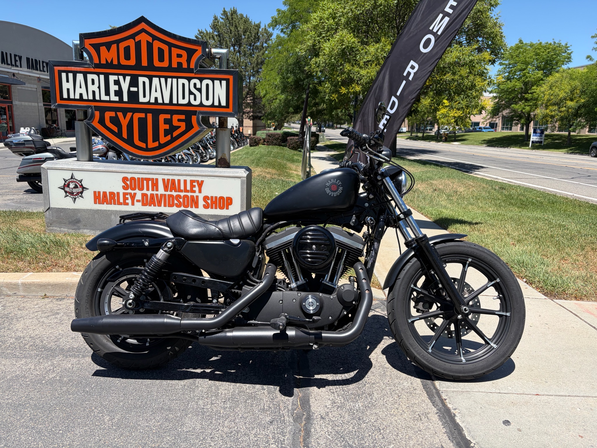 Certified Pre-Owned 2022 Harley-Davidson Iron 883™ - Specs, Price