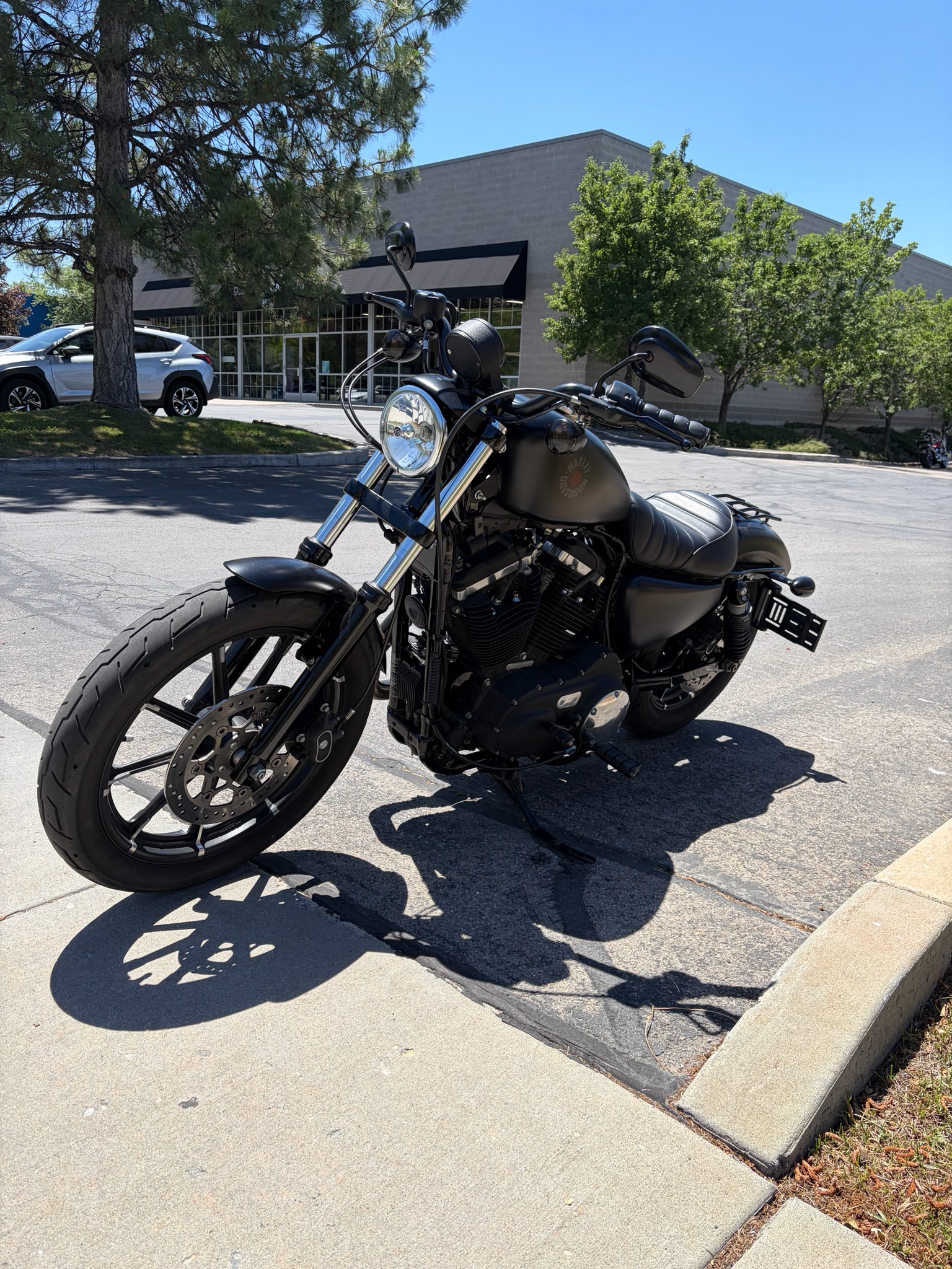 Certified Pre-Owned 2022 Harley-Davidson Iron 883™ - Specs, Price