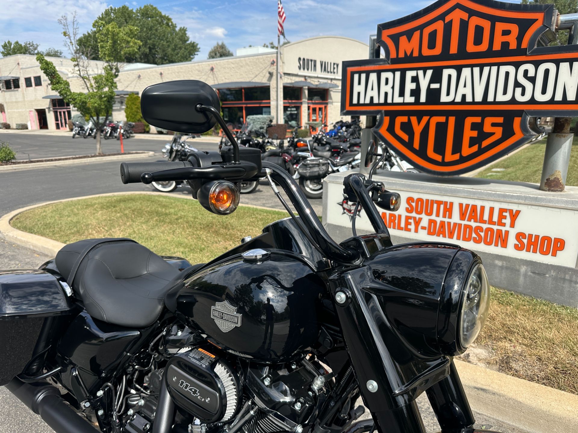 New 2025 Harley-Davidson Road King® Special - Specs, Price, Photos