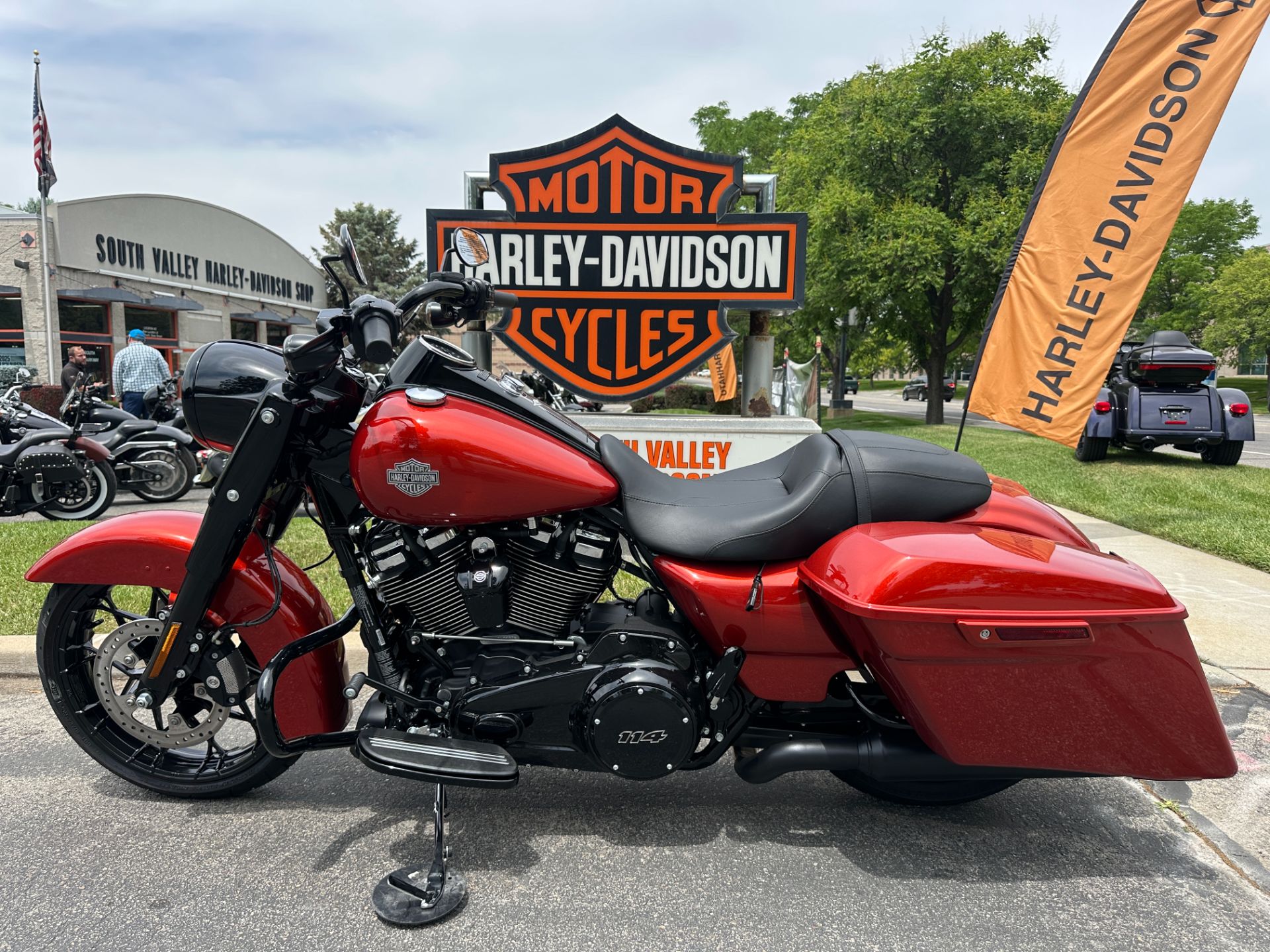 2025 Harley-Davidson Road King® Special 11