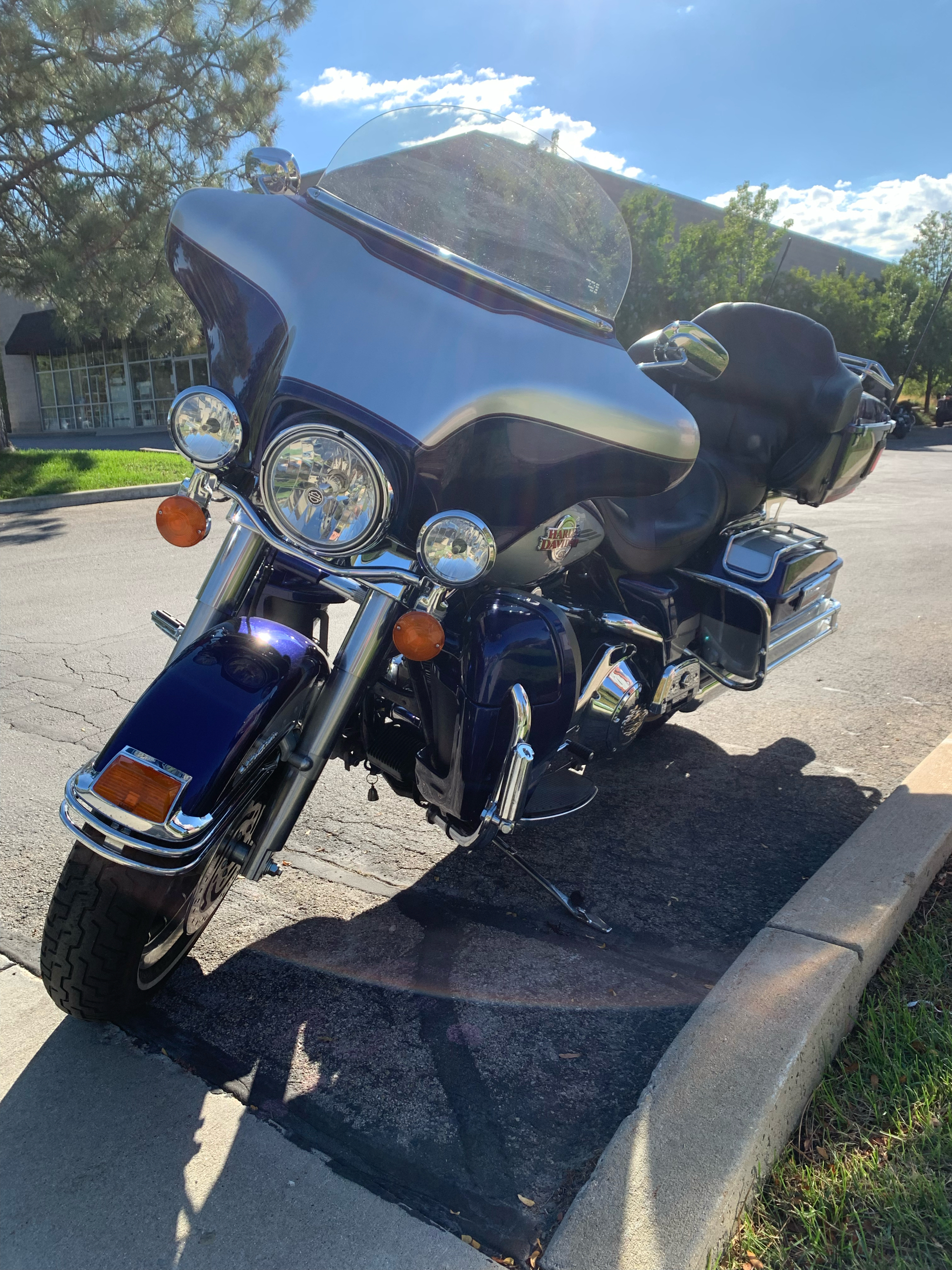 Road King Electra Glide Lower Leg Fairings With Speakers XMT-MOTO Lower  Vented Leg Fairings With 6.5\, image size:1920x2560