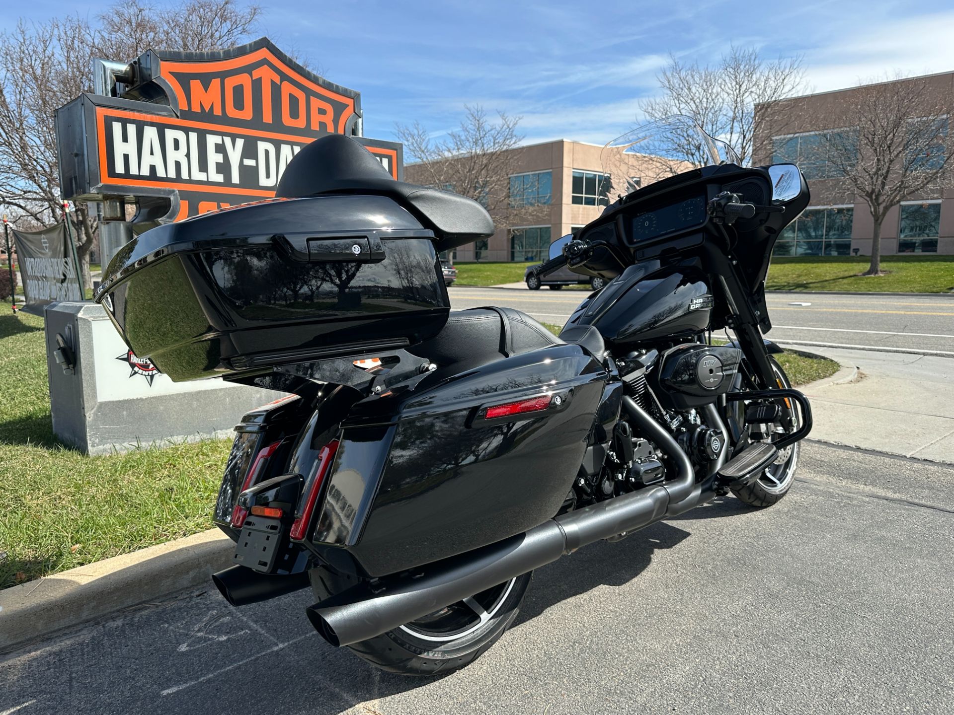 New 2024 Harley-Davidson Street Glide® - Specs, Price
