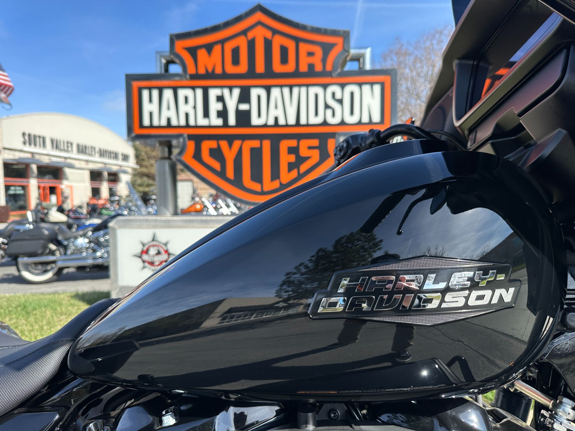 Used 2024 Harley-Davidson Street Glide® Vivid Black (Black