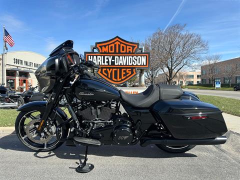Used 2024 Harley-Davidson Street Glide® Vivid Black (Black