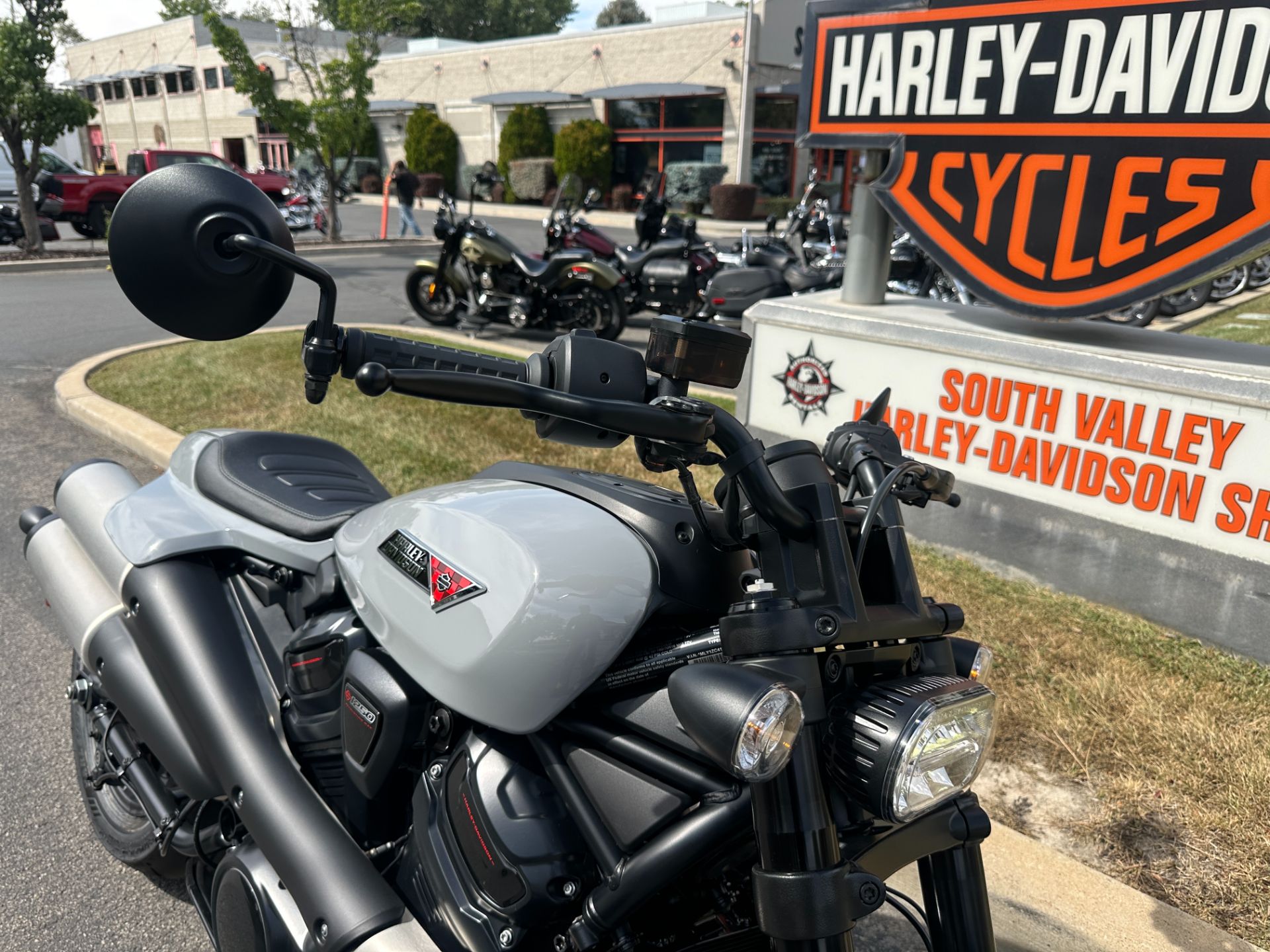 New 2025 Harley-Davidson Sportster® S Billiard Gray | Motorcycles