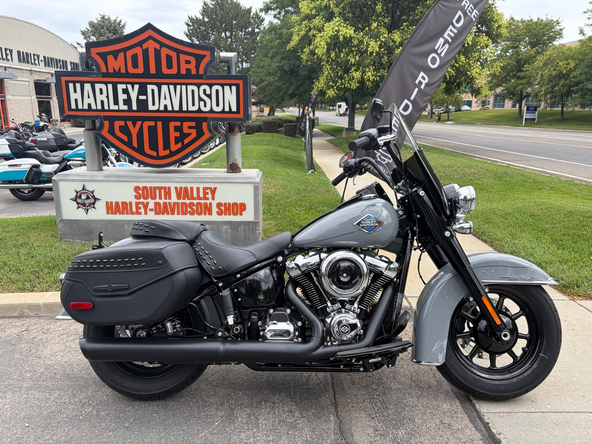 2026 Harley-Davidson Heritage Classic 1