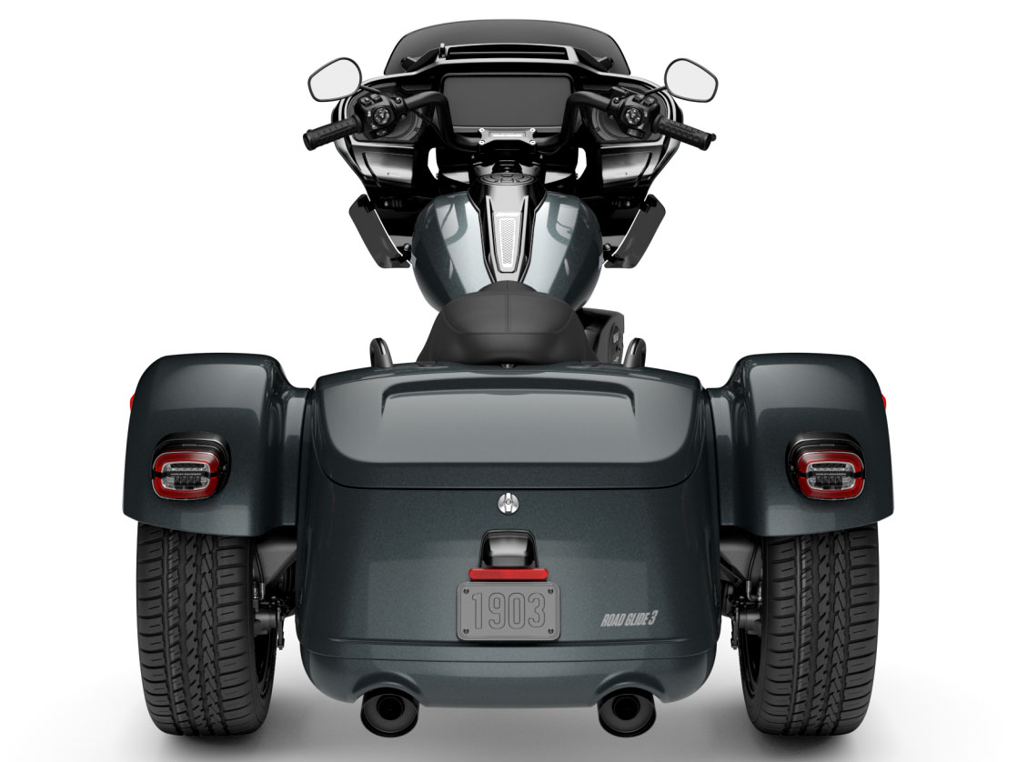 2026 Harley-Davidson Road Glide® 3 8