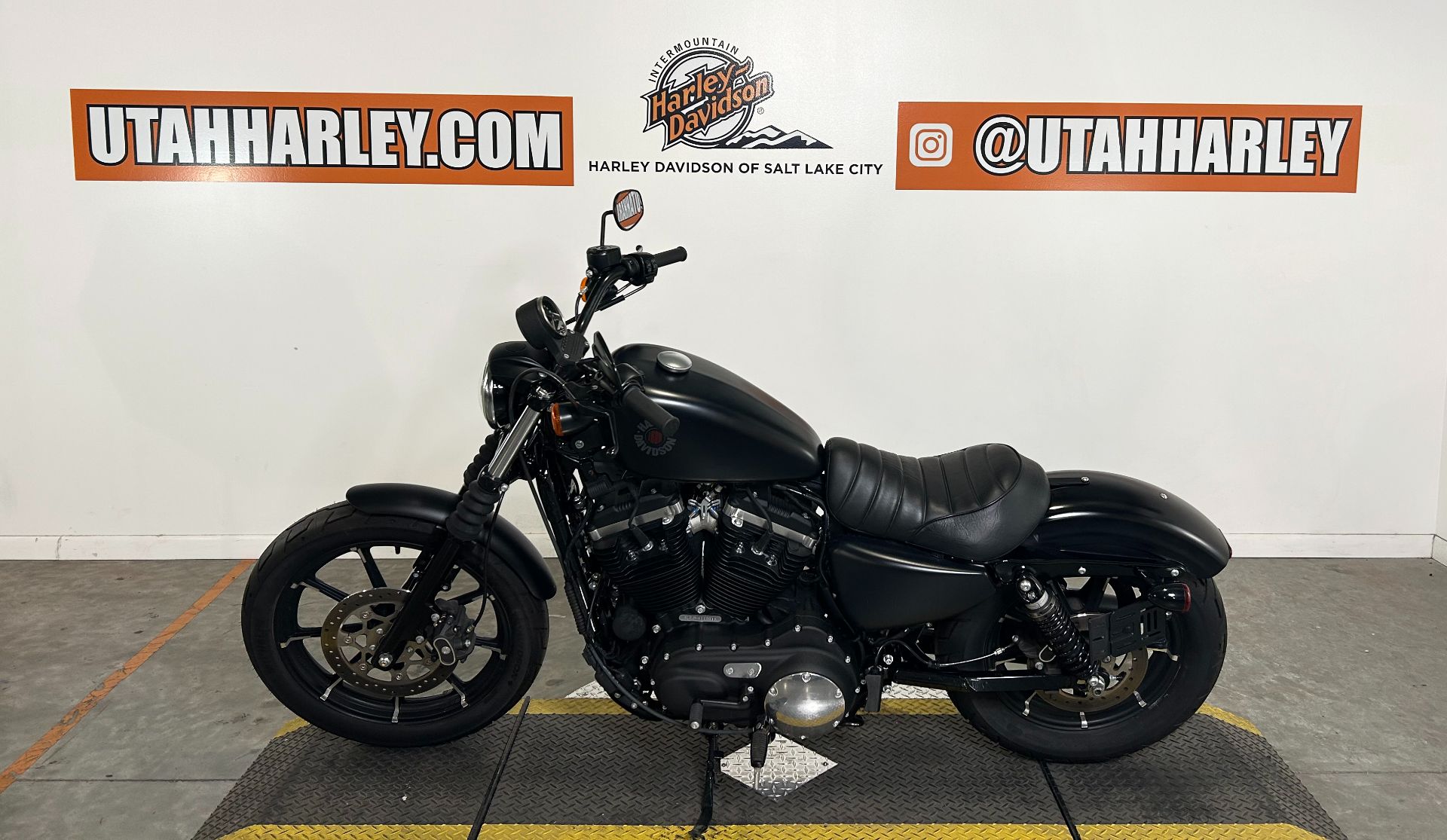 Certified Pre-Owned 2022 Harley-Davidson Iron 883™ - Specs, Price