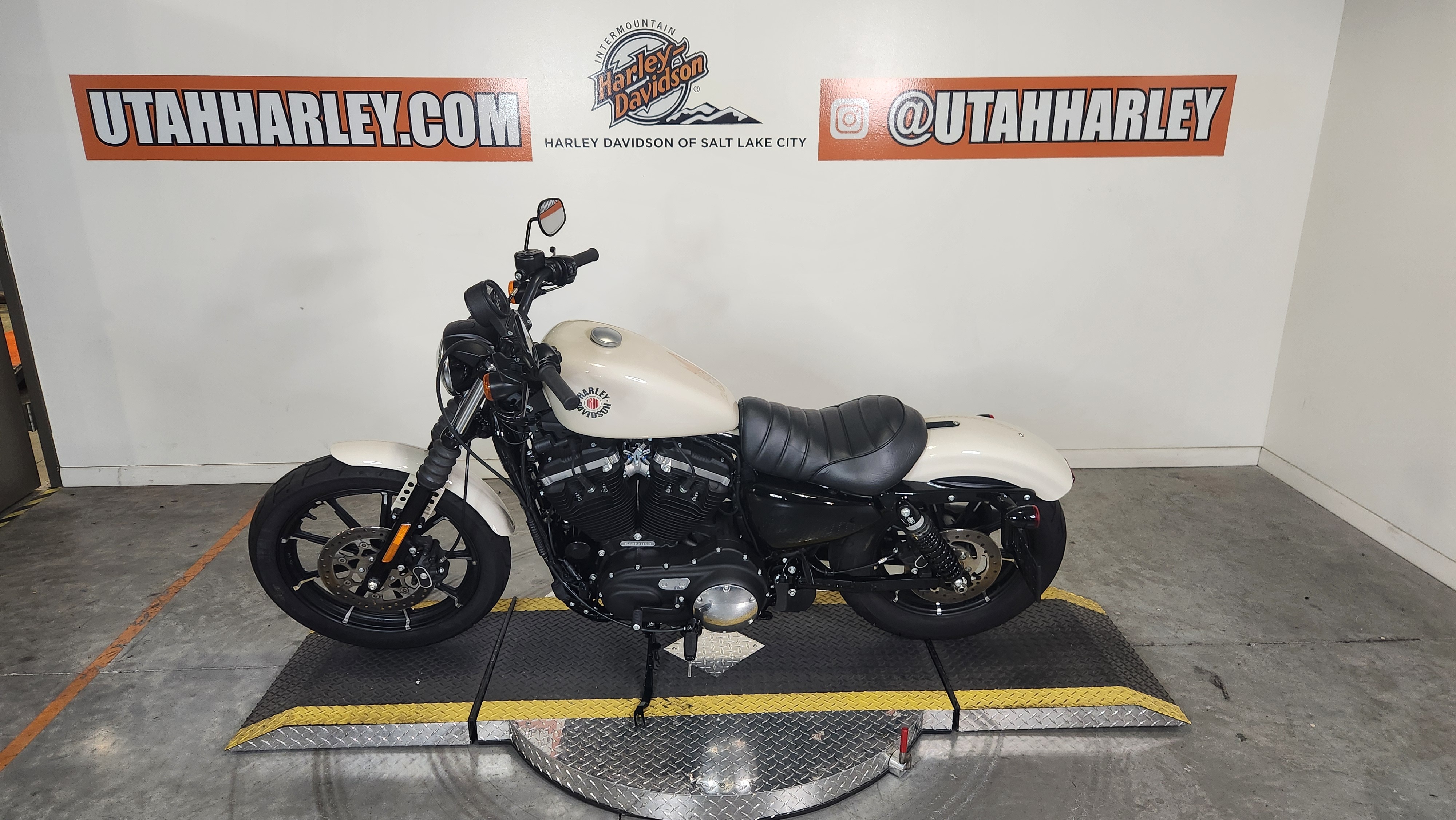 2022 Harley-Davidson Iron 883 5