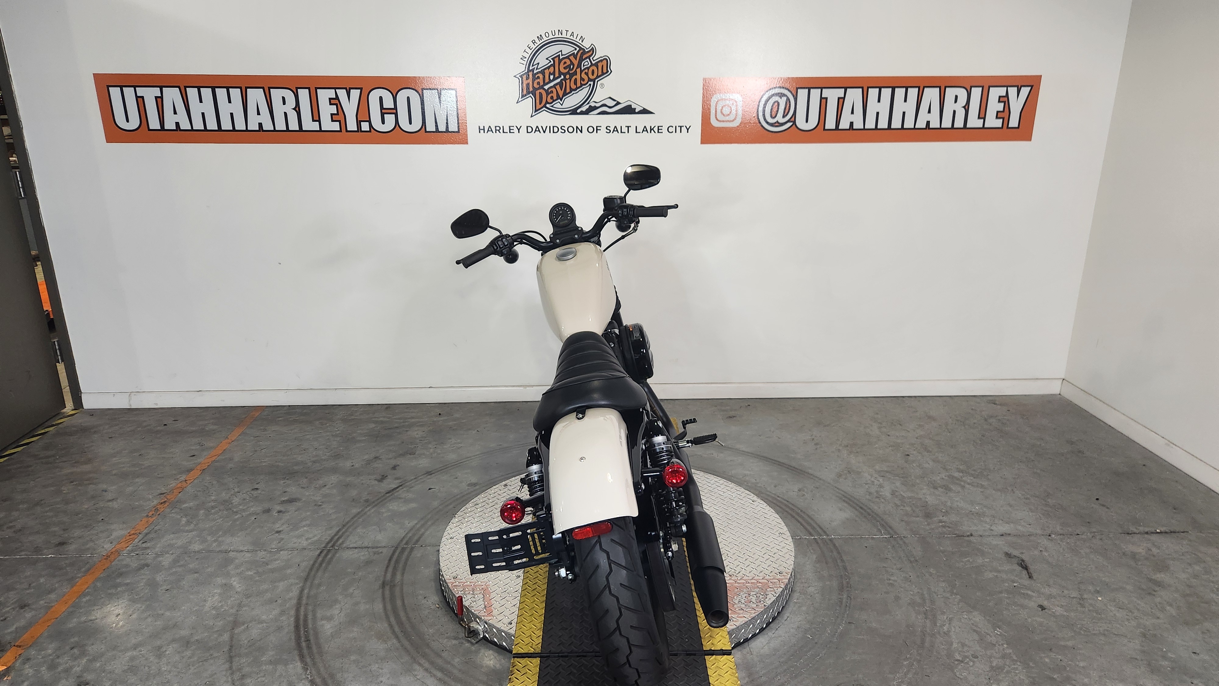 2022 Harley-Davidson Iron 883 7