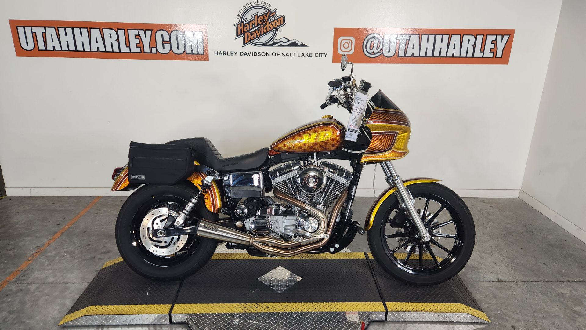 2005 FXDC/FXDCI Dyna  Super Glide® Custom