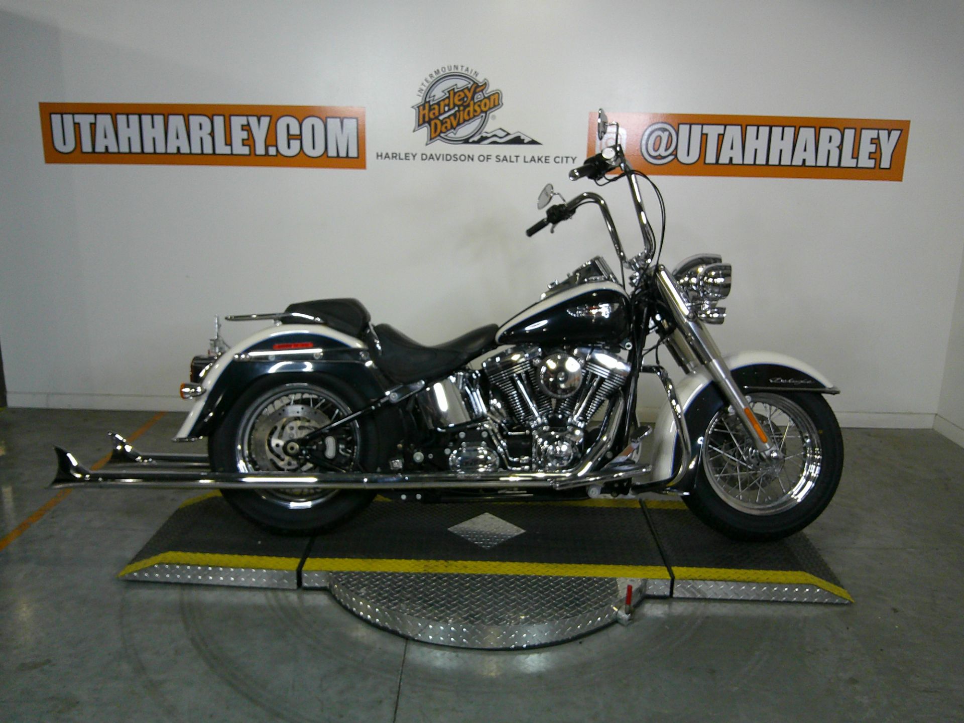 Used 2012 Harley-Davidson Softail® Deluxe Specs, Price, Photos - Main Image