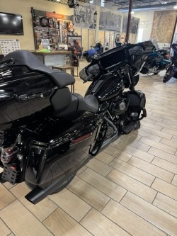 2026 Harley-Davidson Street Glide® Limited 8