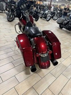 2017 Harley-Davidson Street Glide® Special 5