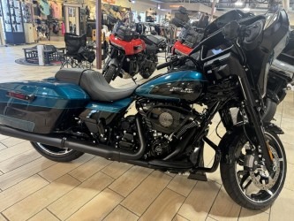 2026 Harley-Davidson Street Glide® 1