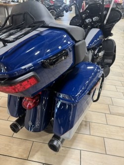 2023 Harley-Davidson Road Glide® Limited 6