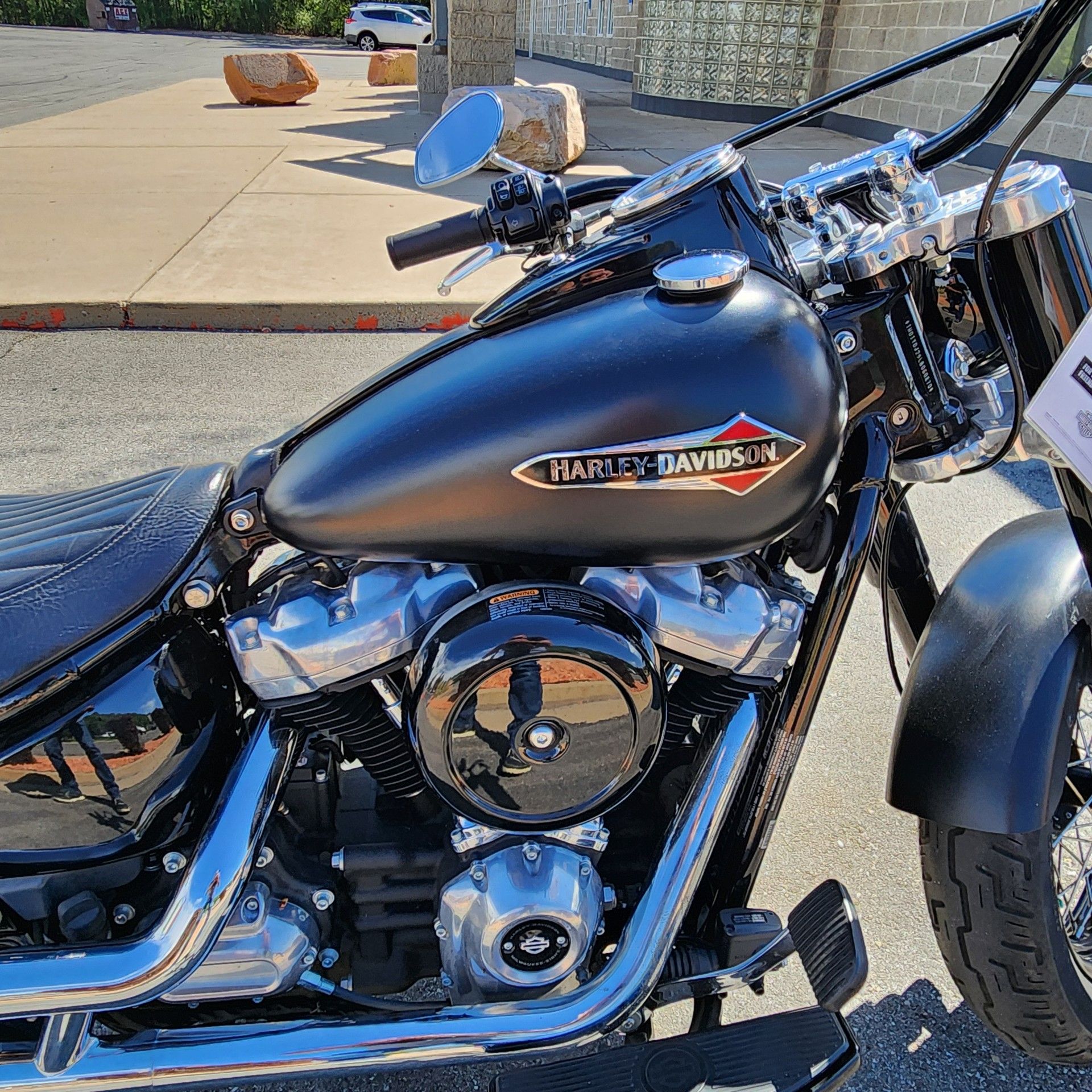 Vance & Hines Big Shots Staggered Chroom Softail 1986-2017 - Harley