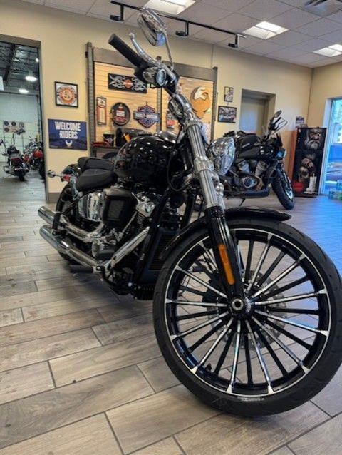 New 2025 Harley-Davidson Breakout® - Specs, Price, Photos | Salt