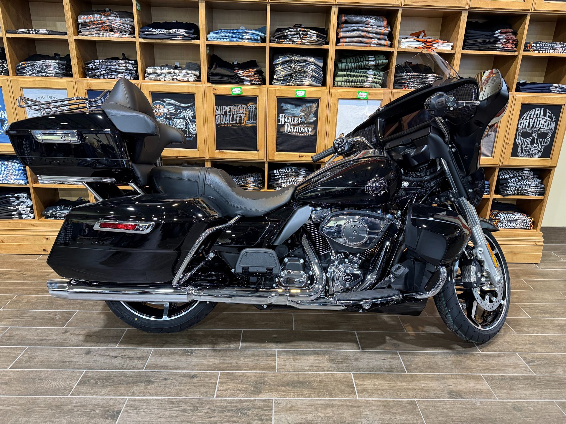 New 2025 Harley-Davidson Street Glide® Ultra Vivid Black