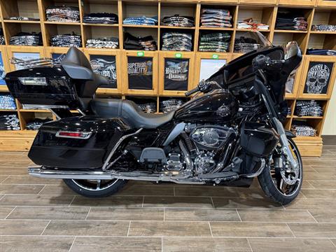 New 2024 Harley-Davidson Street Glide® Atlas Silver Metallic