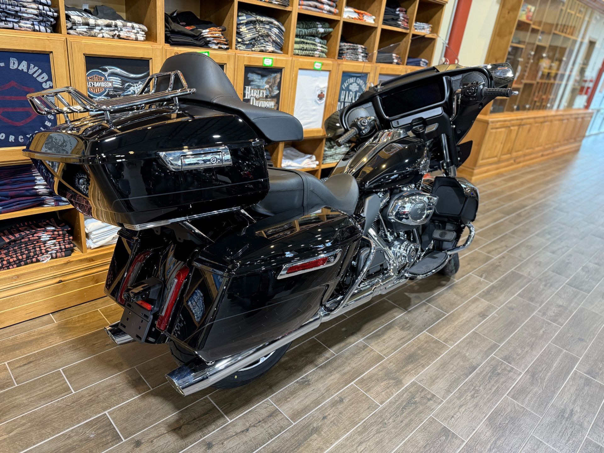 New 2025 Harley-Davidson Street Glide® Ultra Vivid Black