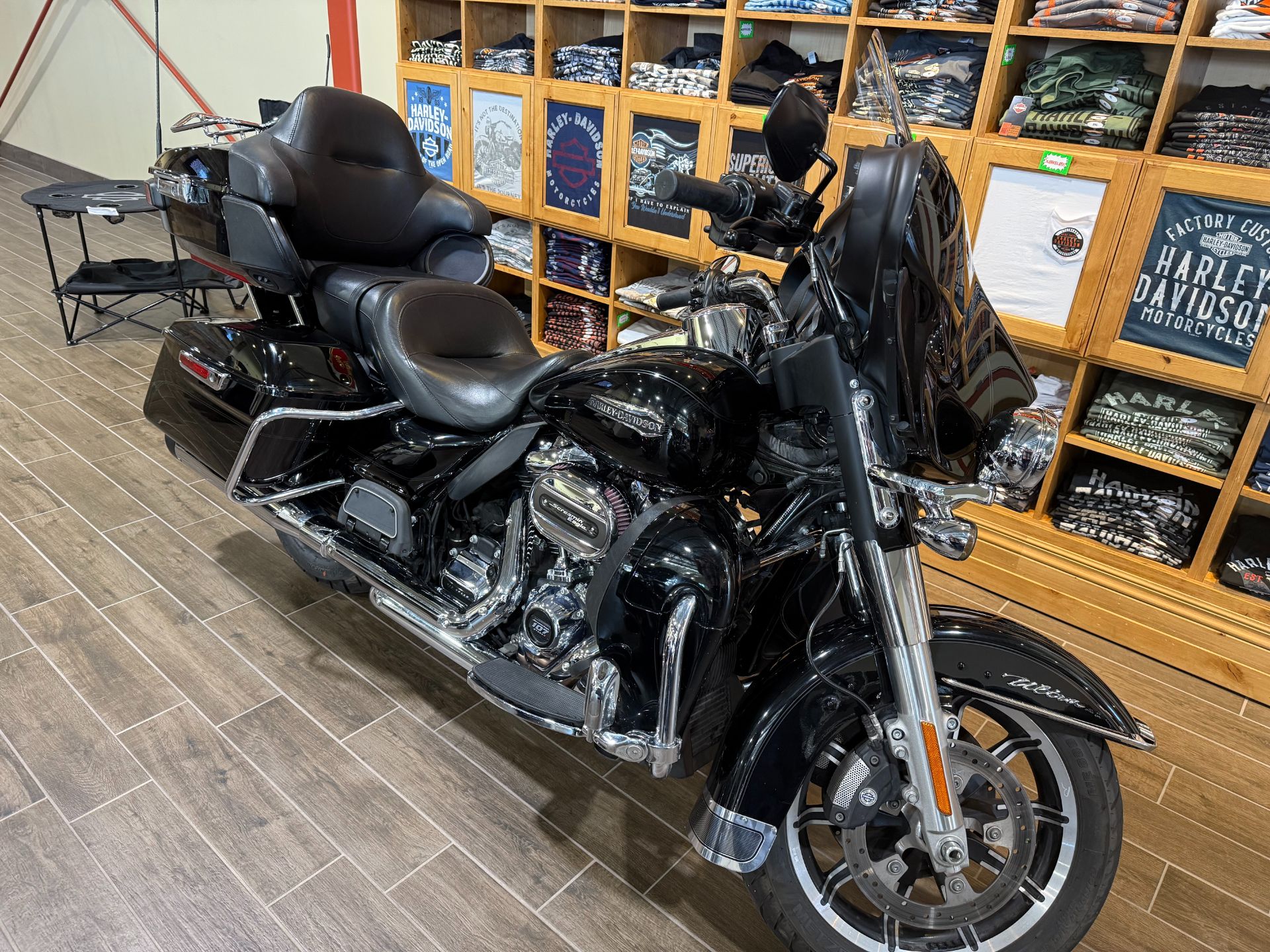 Used 2019 Harley-Davidson Electra Glide® Ultra Classic® Vivid