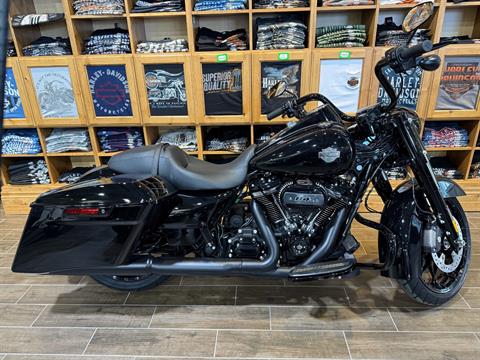 New 2025 Harley-Davidson Road King® Special Vivid Black
