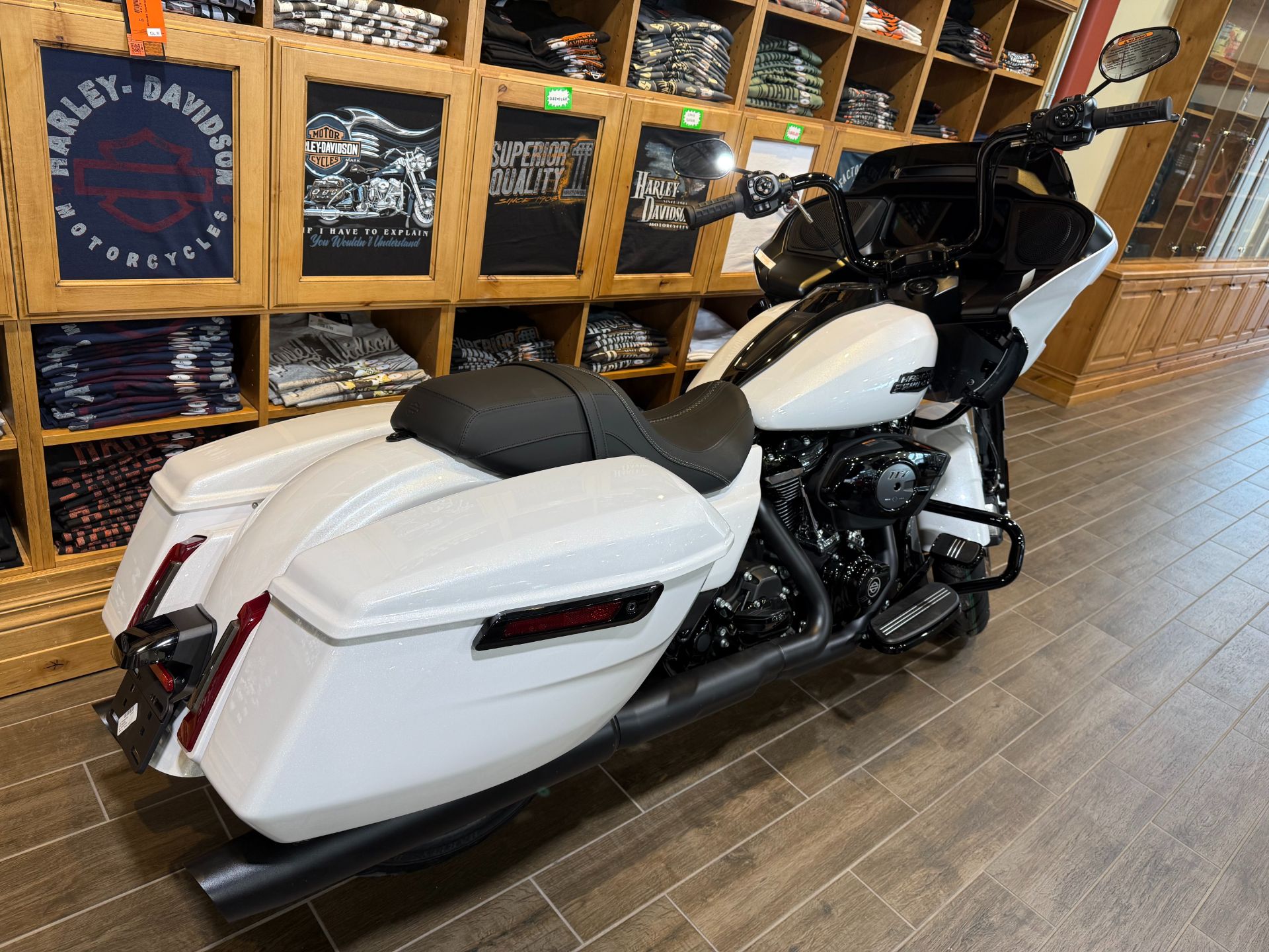 New 2025 Harley-Davidson Road Glide® - Specs, Price, Photos | Salt