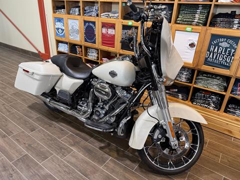 Used 2022 Harley-Davidson Street Glide® Special White Sand