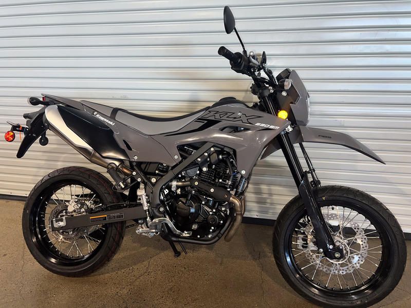 motomoto  New 2025 Kawasaki KLX 230SM ABS Battle Gray | Motorcycles in