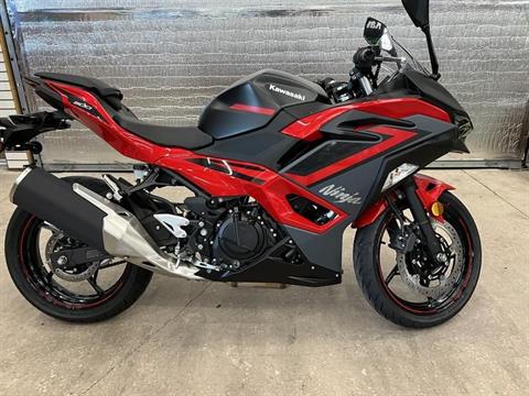 New 2025 Kawasaki Ninja 500 ABS Passion Red / Metallic Flat Spark