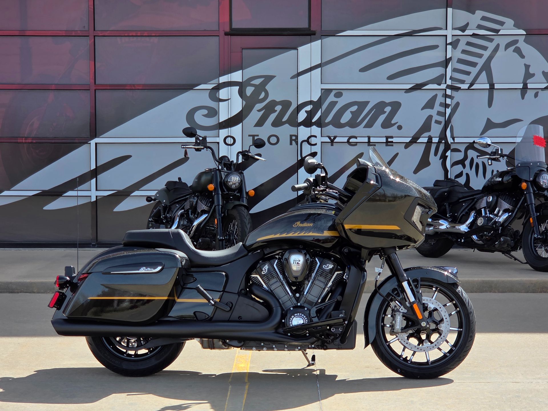2026 Indian Motorcycle Challenger® Dark Horse® 112 with PowerBand Audio Package