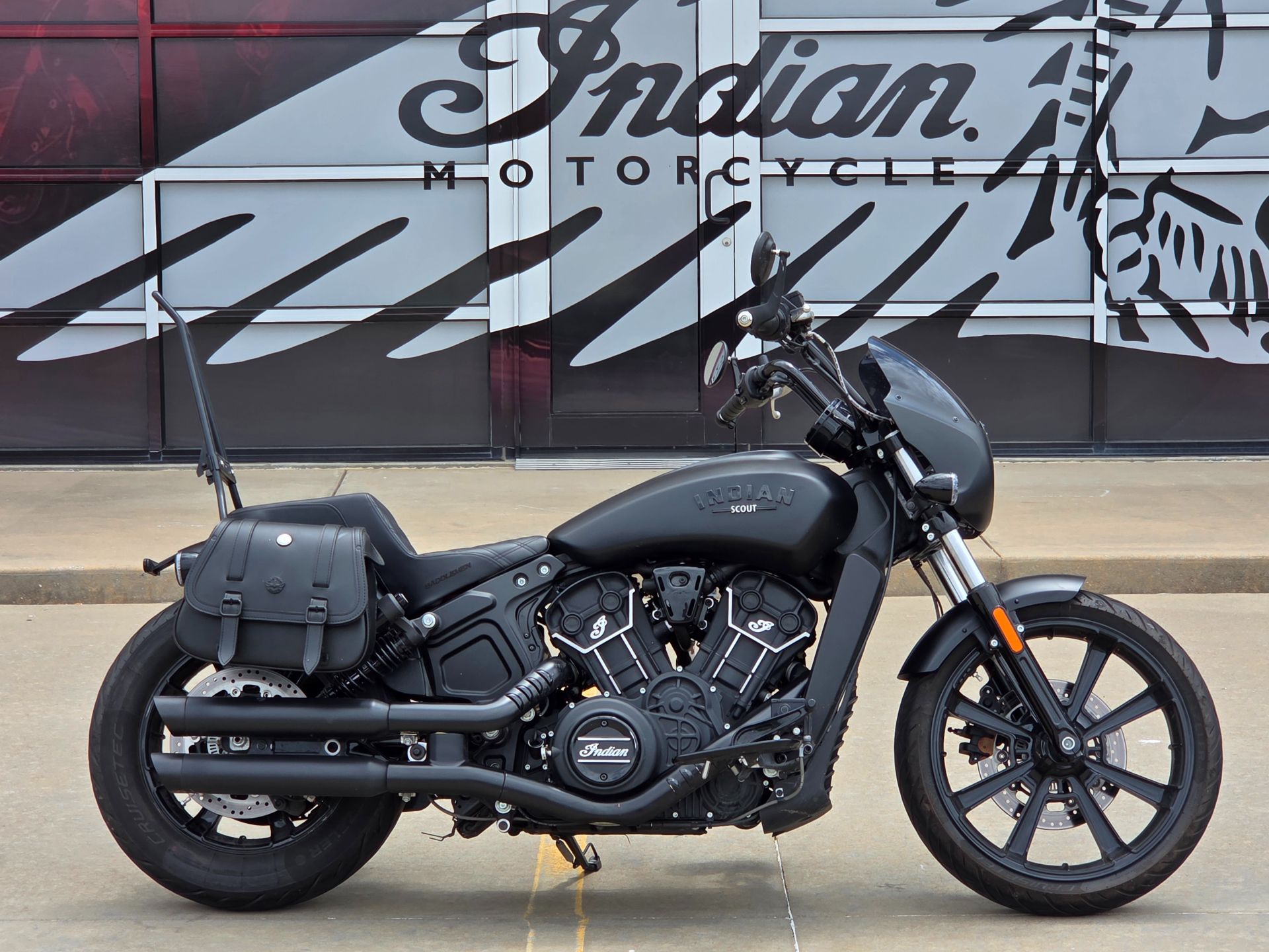 2022 Indian Motorcycle Scout® Rogue ABS