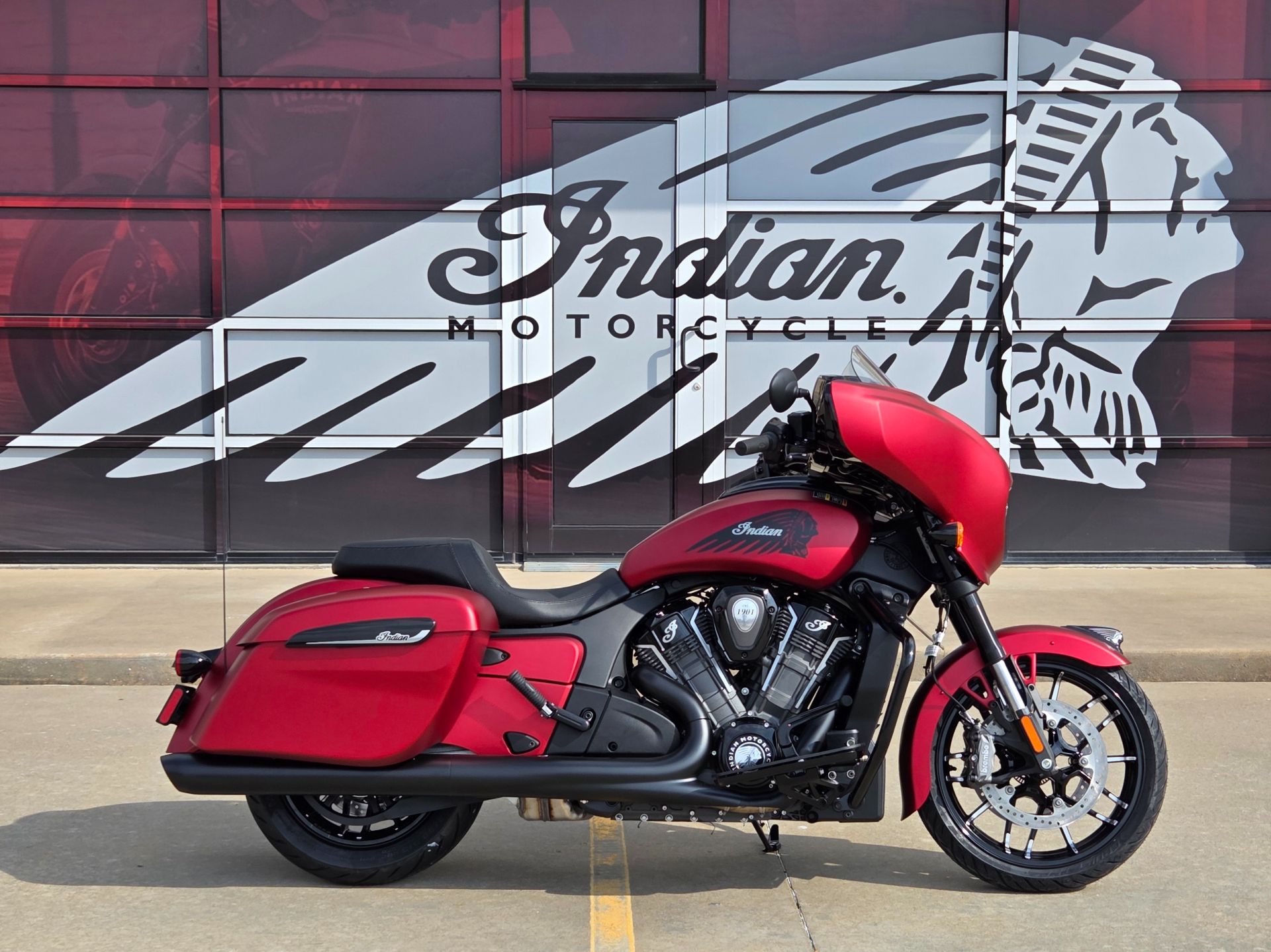 2026 Indian Motorcycle Chieftain® PowerPlus Dark Horse