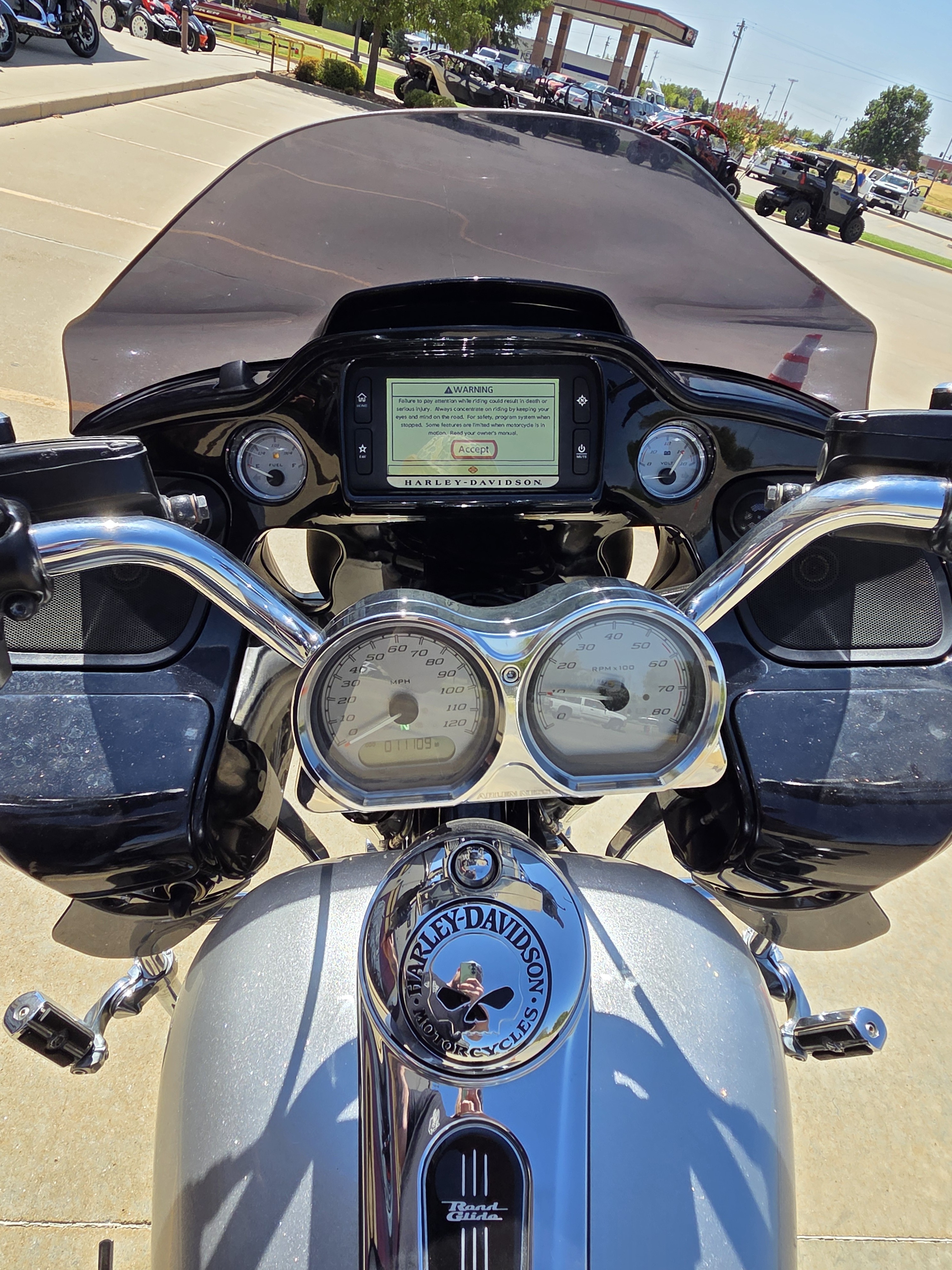 2015 Harley-Davidson Road Glide® Special 12