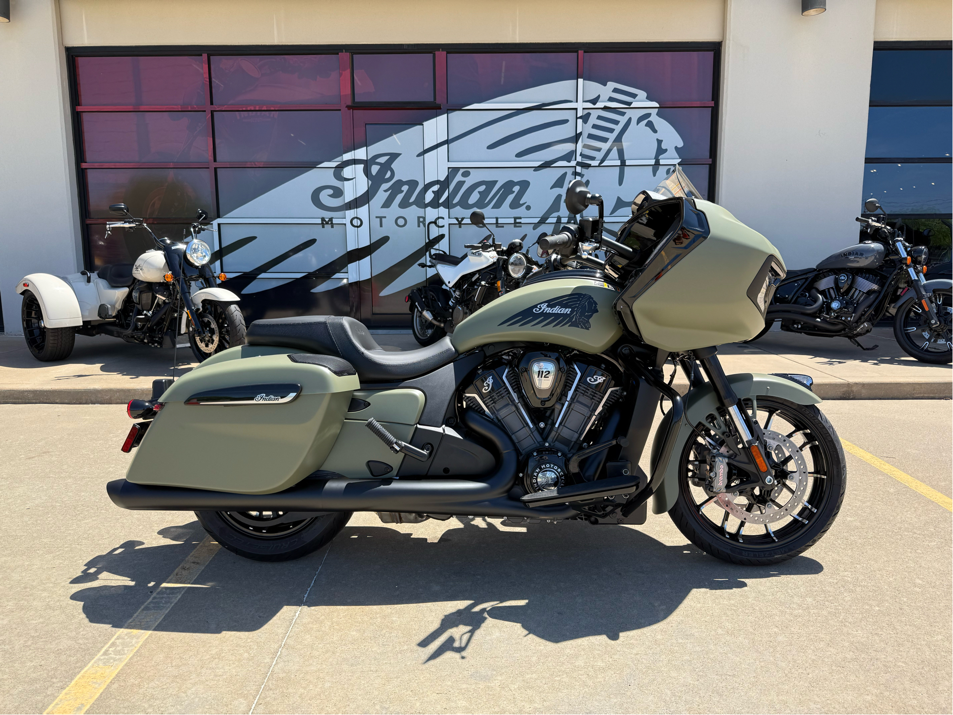 2025 Indian Motorcycle Challenger® Dark Horse® 112 with PowerBand