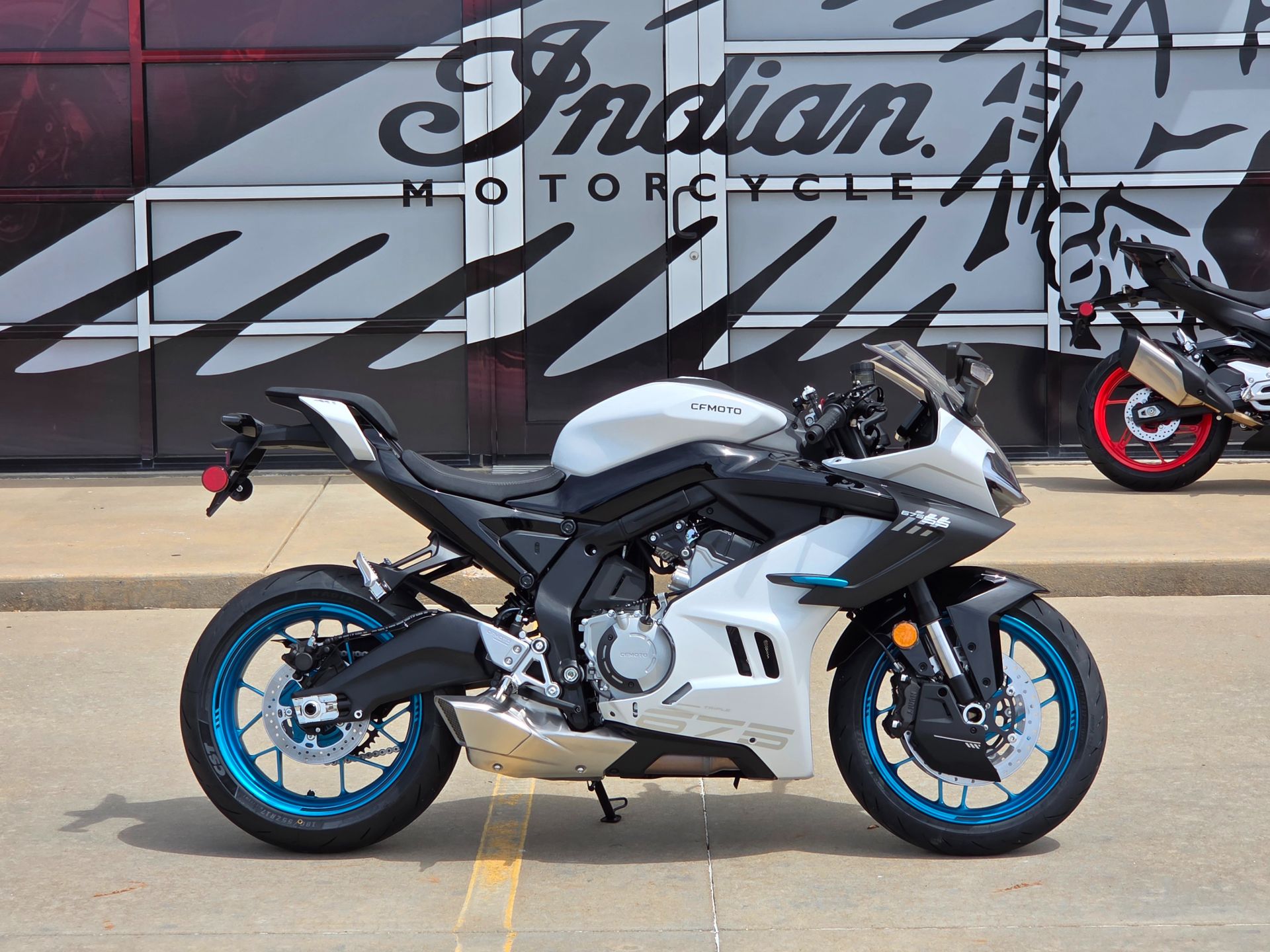 2026 CFMOTO 675SS