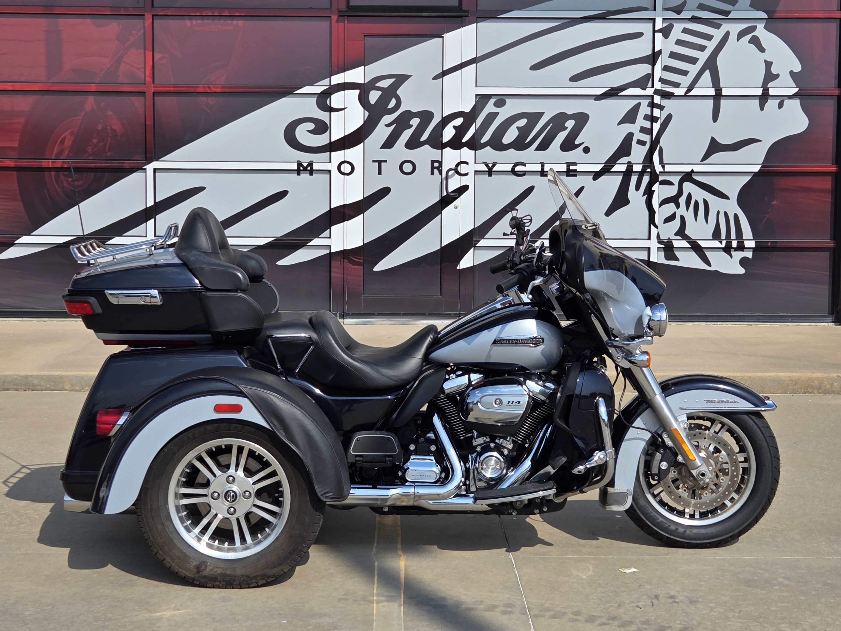 2020 Harley-Davidson Tri Glide® Ultra 1